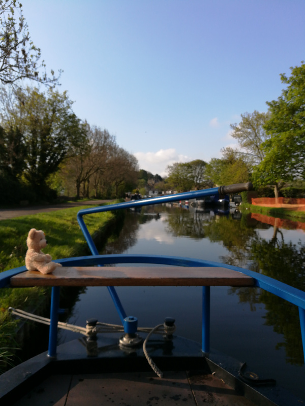 Leeds and Liverpool Canal : May 2019